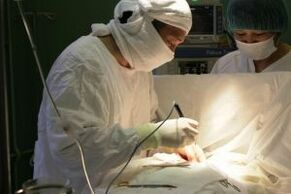 traitement chirurgical de l'arthrose de l'articulation du genou