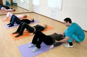 La thérapie par l'exercice comme méthode de traitement de l'ostéochondrose